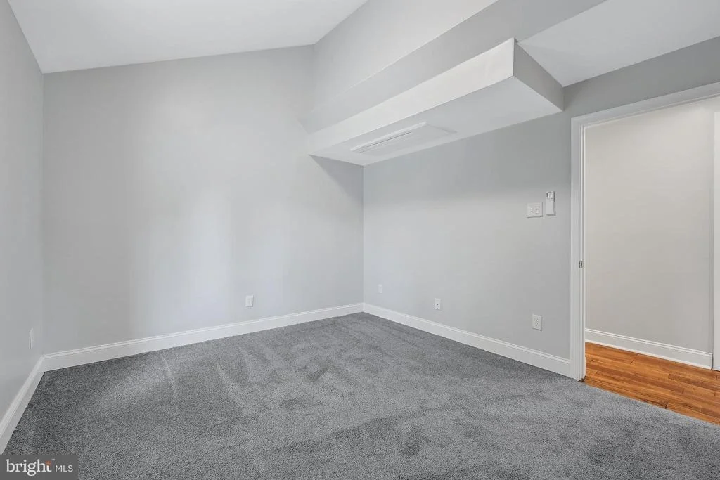 Photo of 501 CLAYS LANE