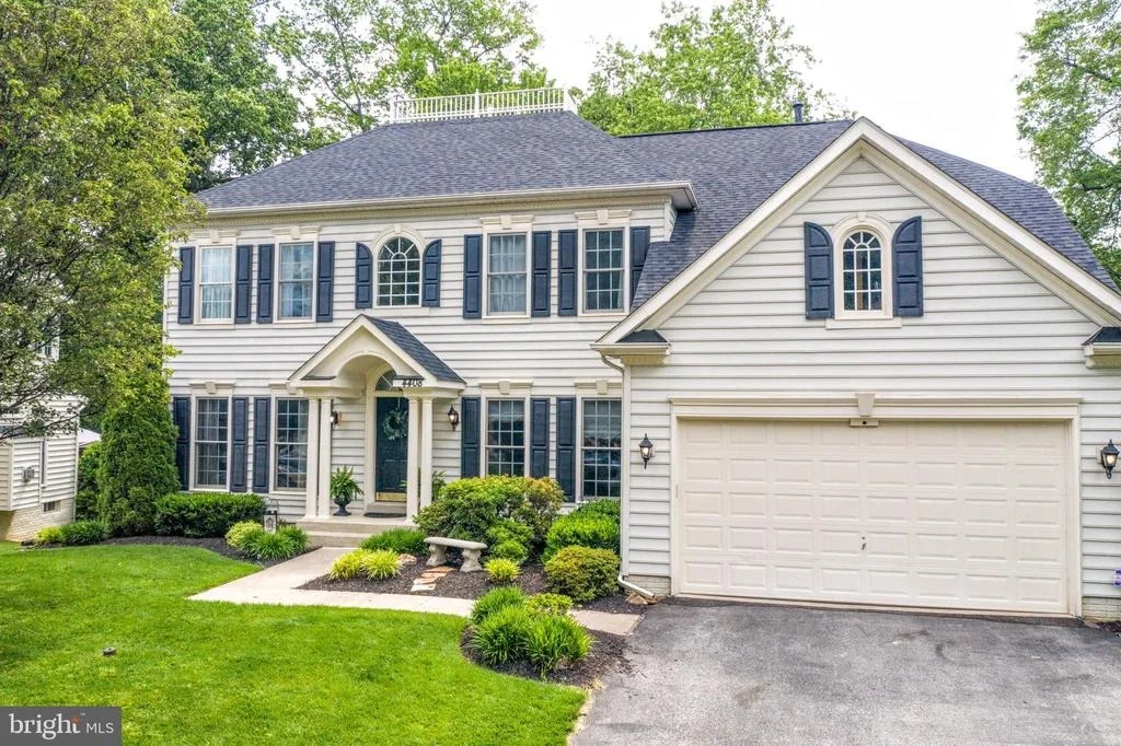 Photo of 4408 WINDING OAK DRIVE