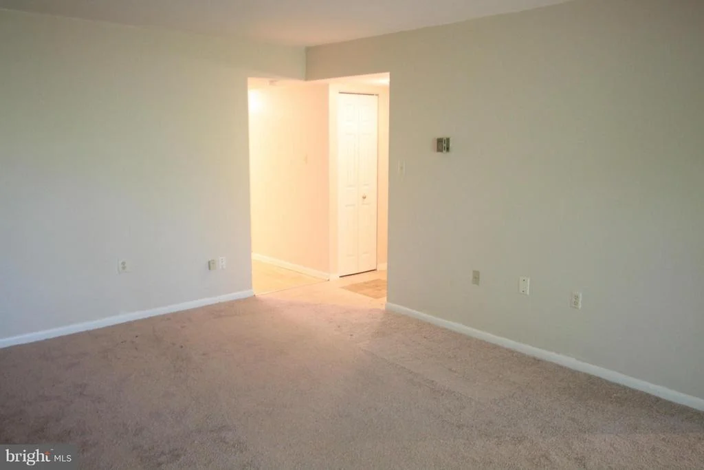 Photo of Unit 12B at 1400 NORTHGATE SQUARE