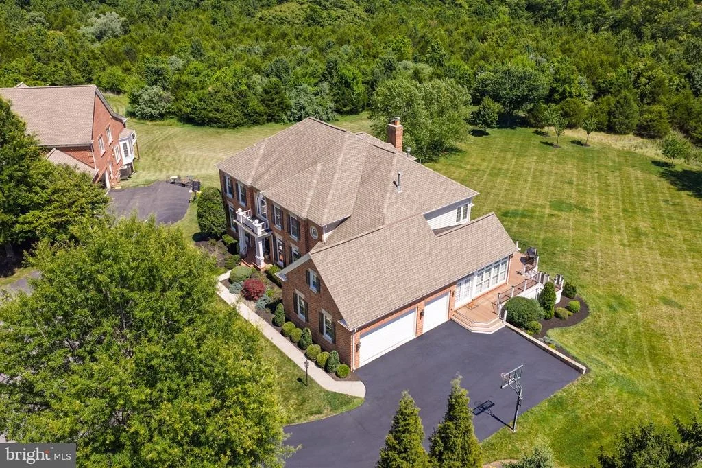 Photo of 20882 MCINTOSH PLACE