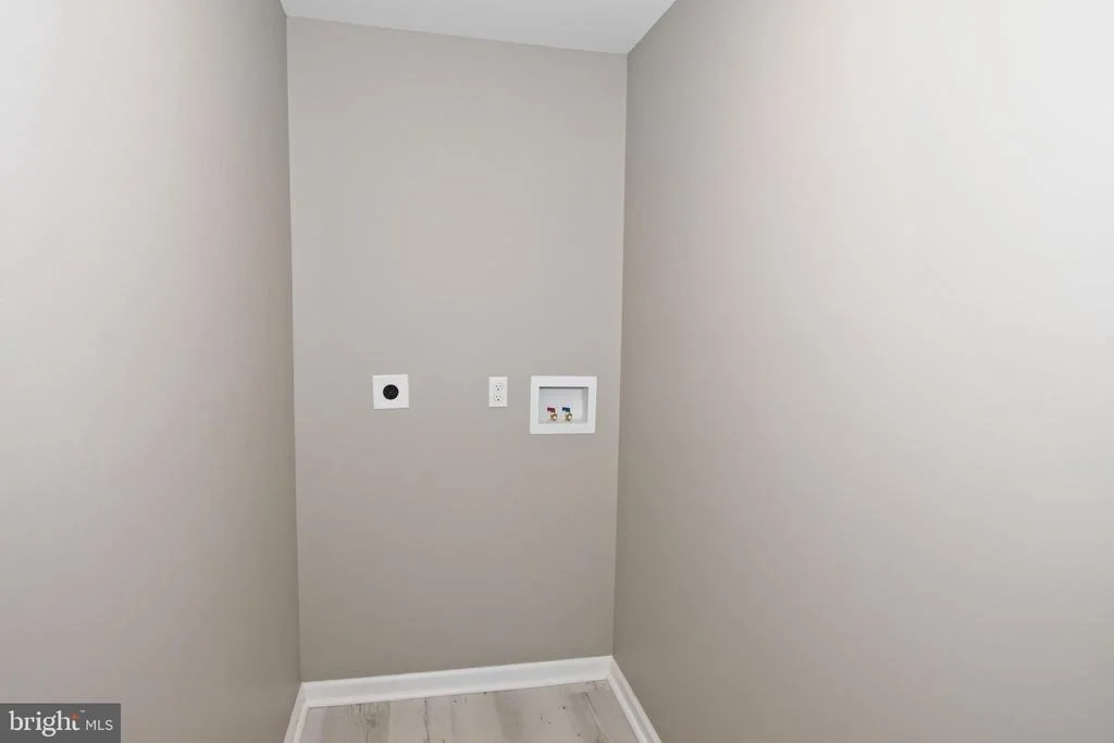 Photo of 516 OVERBROOK DRIVE