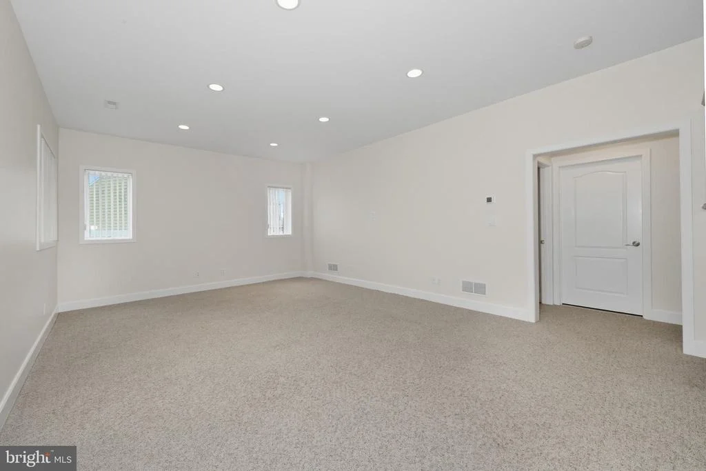 Photo of 160 CLIFFVIEW DRIVE