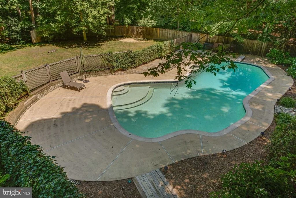 Photo of 10425 MOUNT VERNON DRIVE