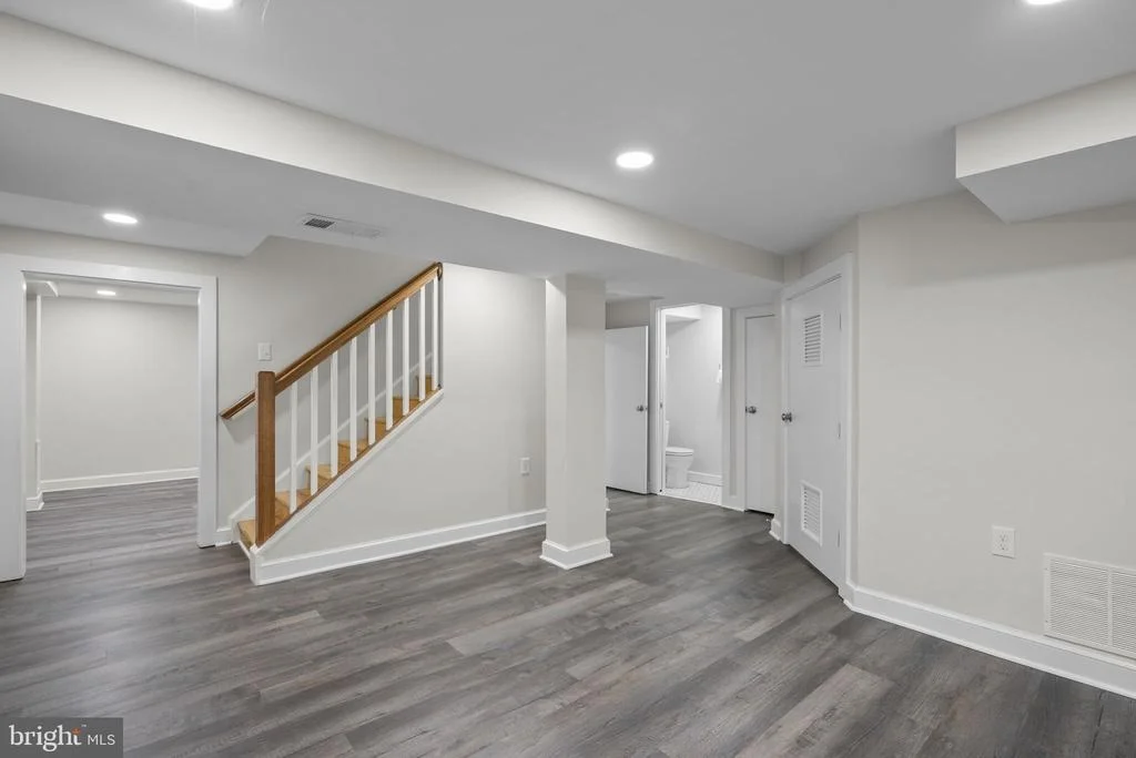 Photo of 9407 SEMINOLE STREET