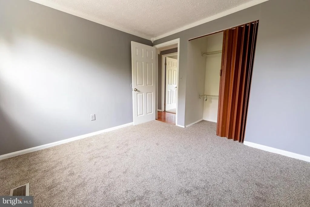 Photo of 550 LOGAN STREET