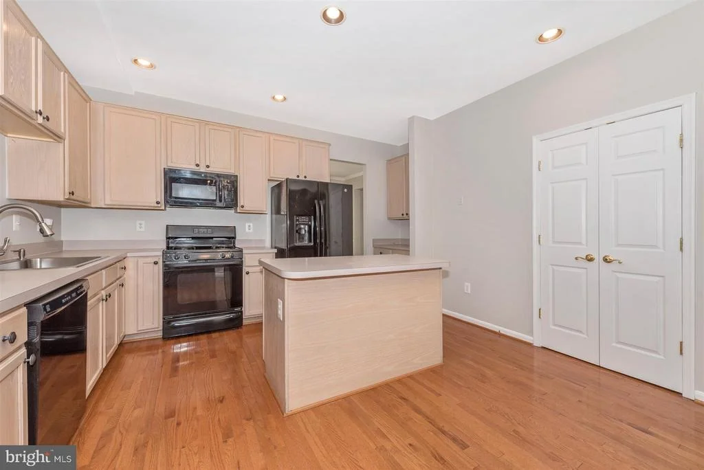 Photo of 606 BUSHYTAIL DRIVE