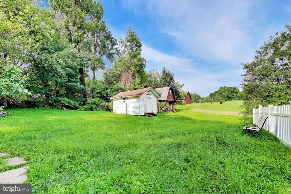 Photo of 16012 BATSON ROAD
