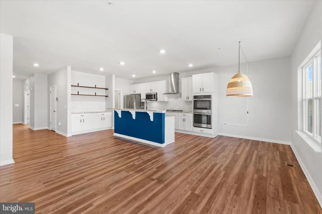 Photo of 5559 TRAFALGAR CIRCLE