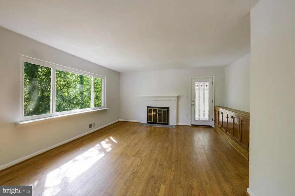Photo of 3 LAKESIDE DRIVE