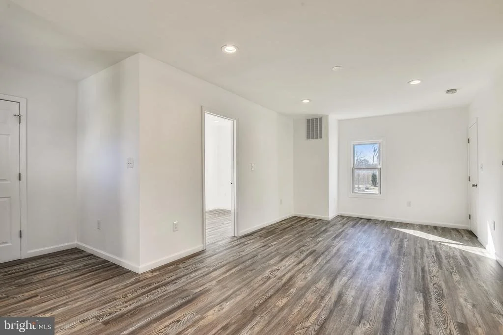 Photo of 8062 TELEGRAPH ROAD