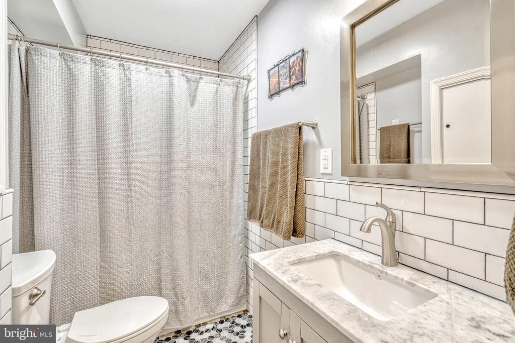 Photo of 10318 FOREST AVENUE