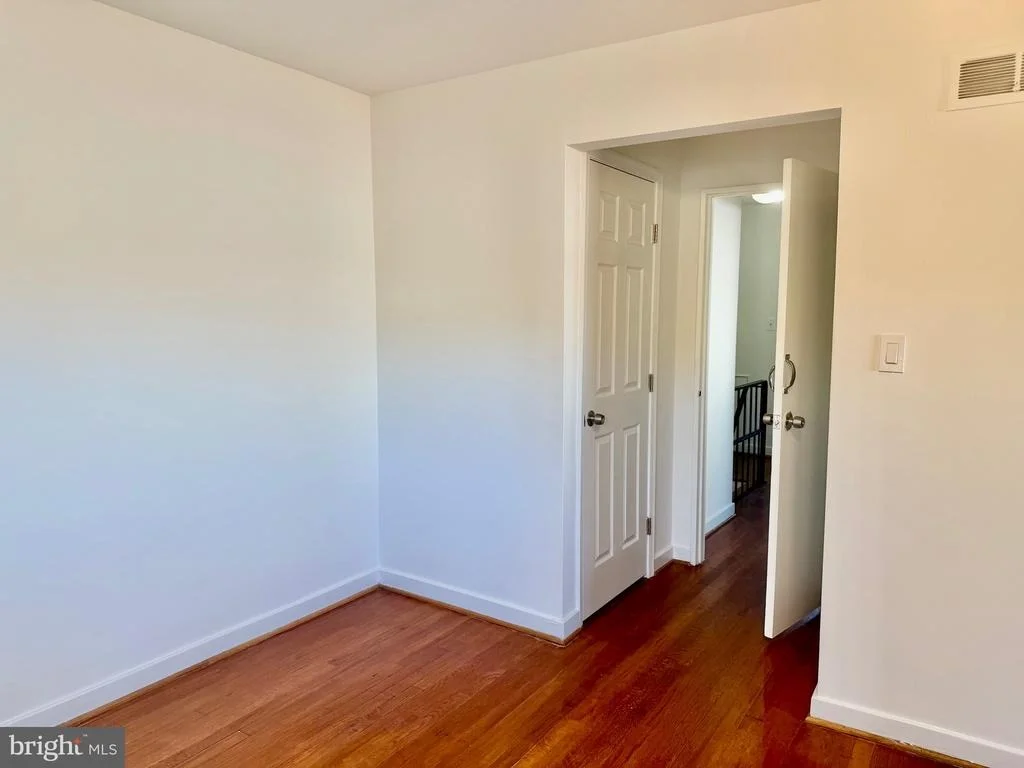 Photo of 6212 CARTERS LANE