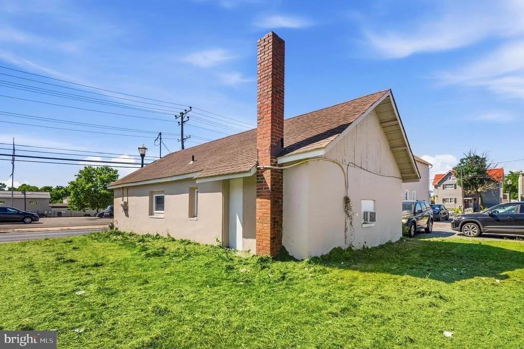 Photo of 201 MAIN STREET