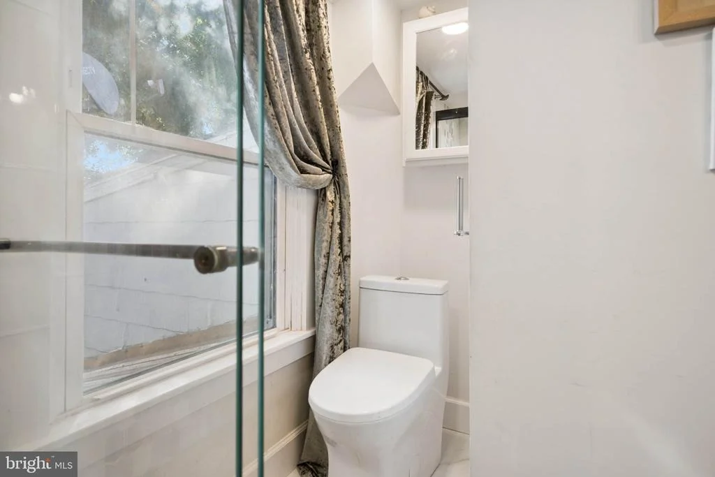 Photo of 3355 FALLS ROAD