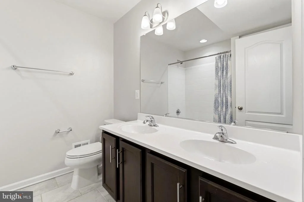 Photo of 2413 BELDEN LANE