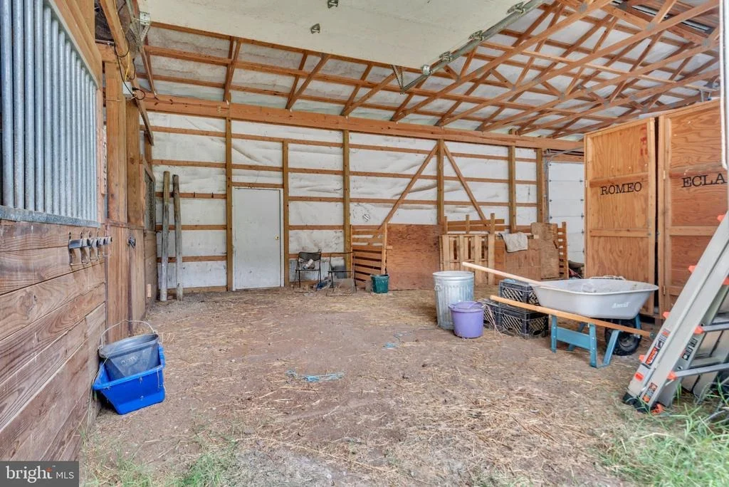 Photo of 8935 FAIRGROUND ROAD