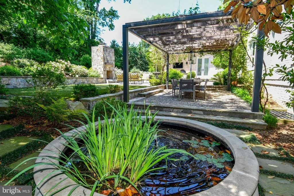 Photo of 7808 SOUTHDOWN ROAD