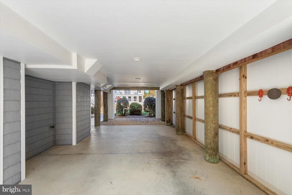 Photo of 309 W 5TH STREET