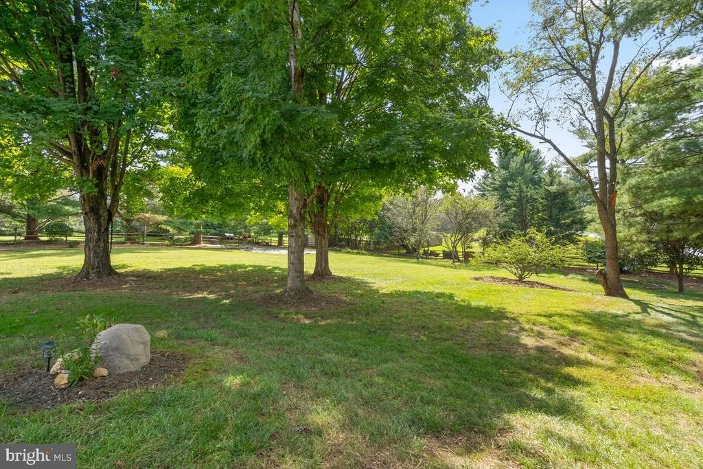 Photo of 8516 PADDOCKVIEW DRIVE