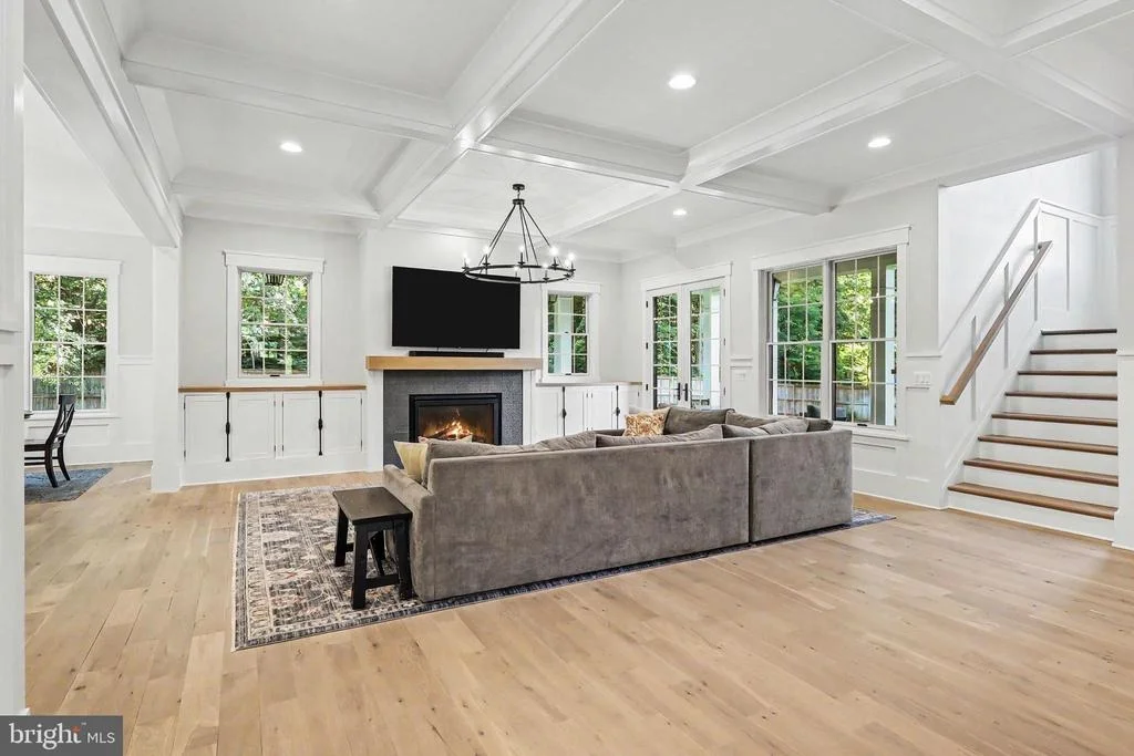 Photo of 2516 RAMBLING ROAD