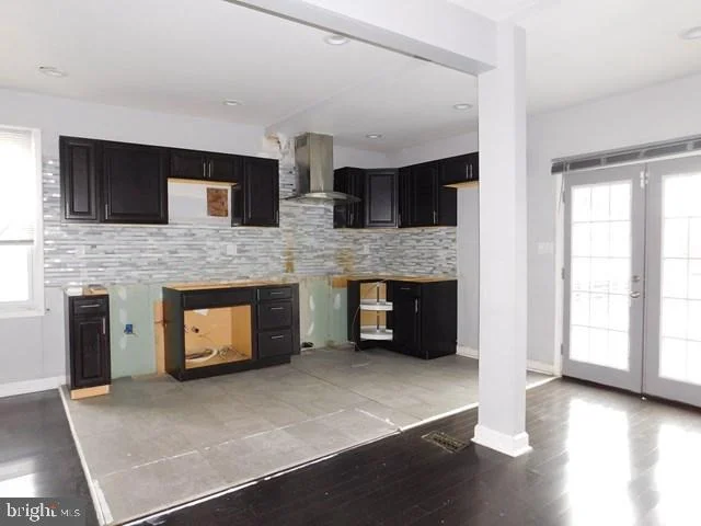 Photo of 4429 POWELL AVENUE