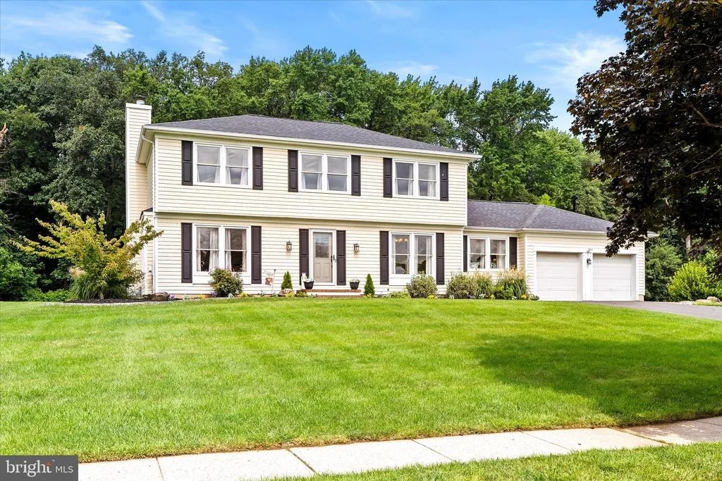 Photo of 10 TIMBER WOLF DRIVE
