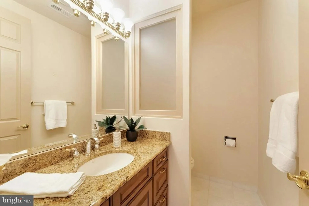 Photo of 40436 BEACON HILL DRIVE