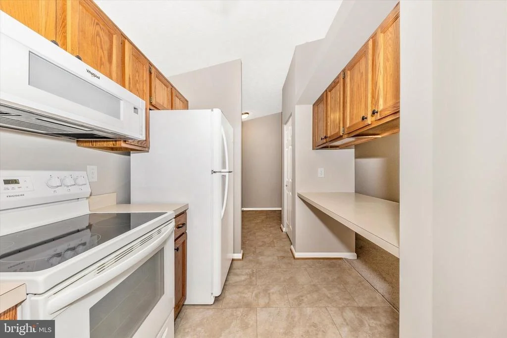 Photo of Unit 2C at 2149 WAINWRIGHT COURT