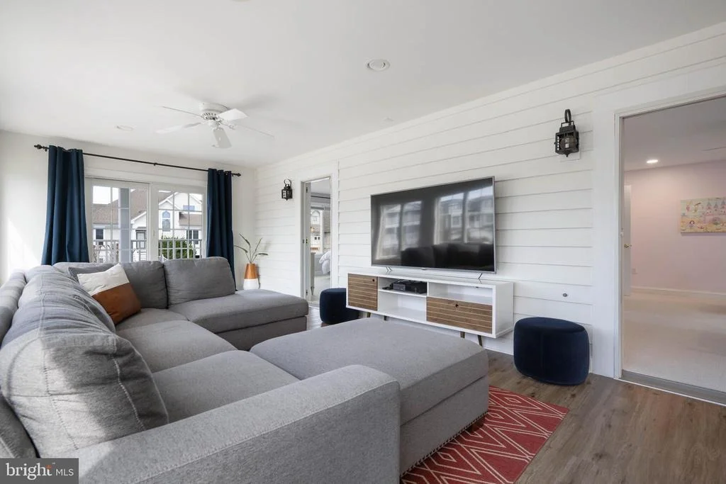 Photo of 142 HENLOPEN SHORES CIRCLE