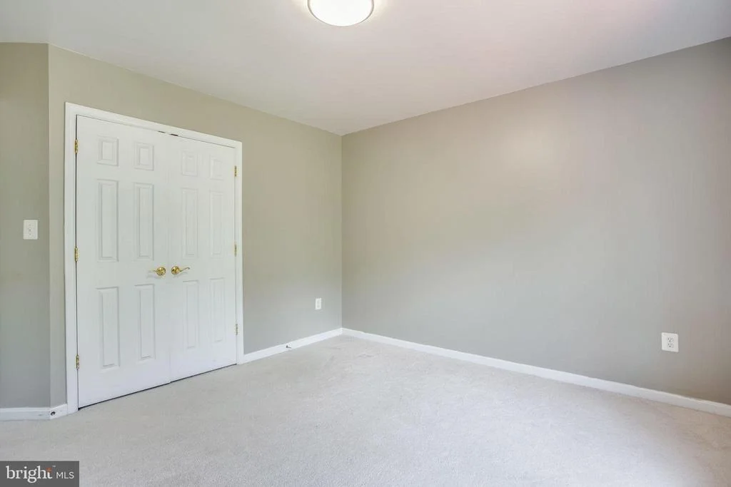 Photo of 9209 RAINBOW FALLS DRIVE