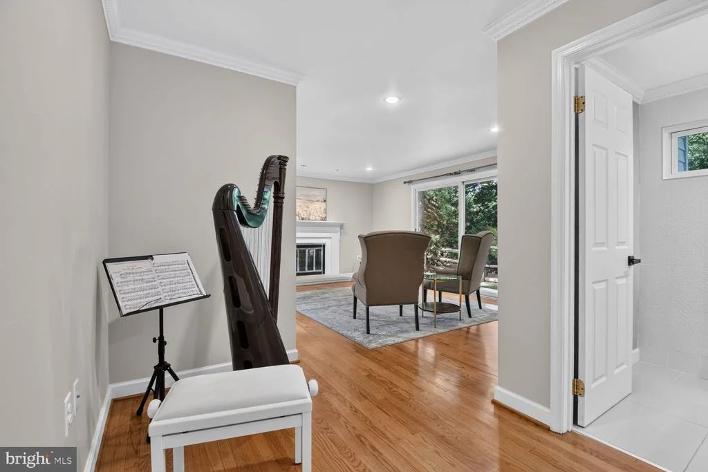 Photo of 9 RICHVIEW COURT