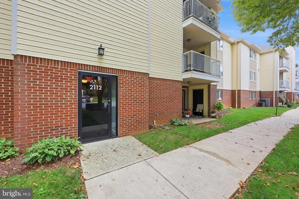 Photo of Unit 2C at 2112 WHITEHALL ROAD