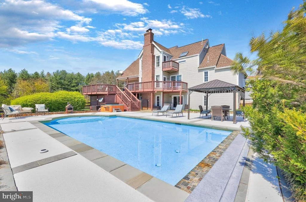 Photo of 9393 BRIAR LANE