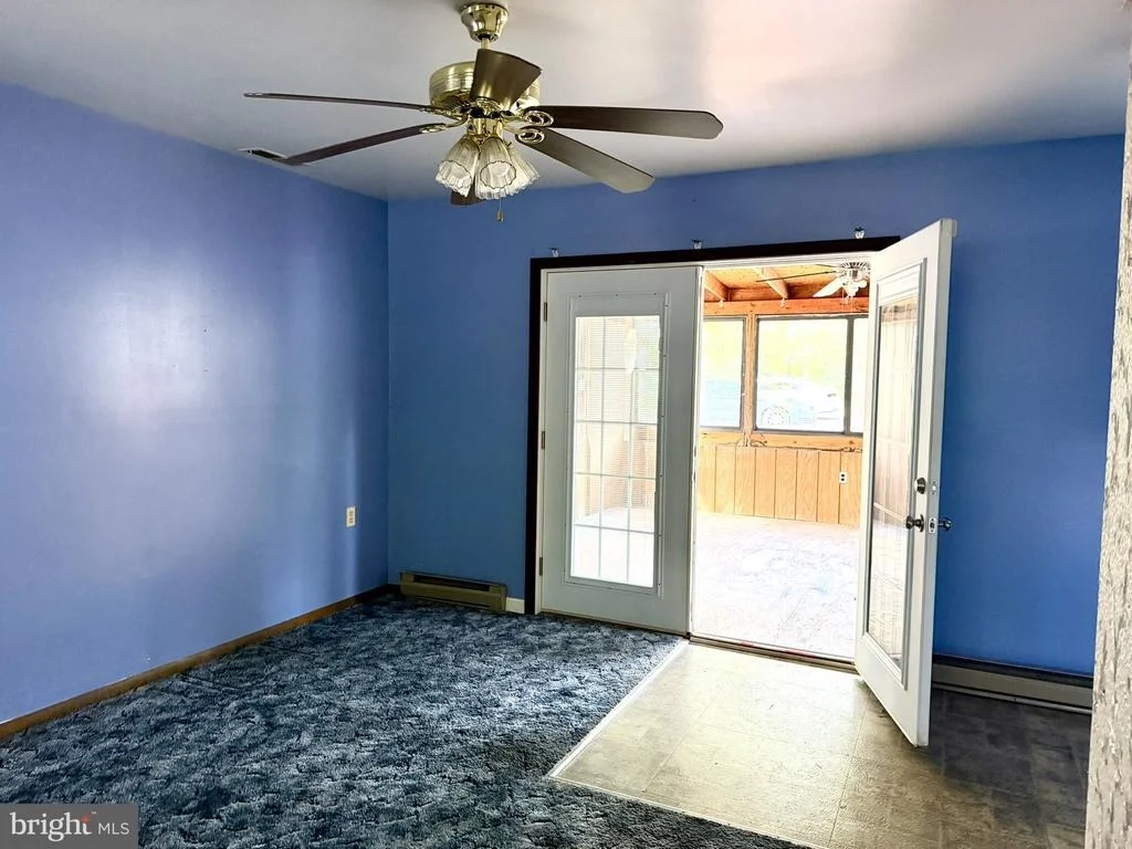 Photo of 25910 FOX GRAPE ROAD