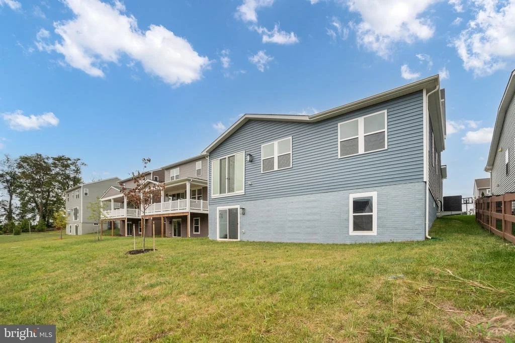 Photo of 624 CLOVER LANE