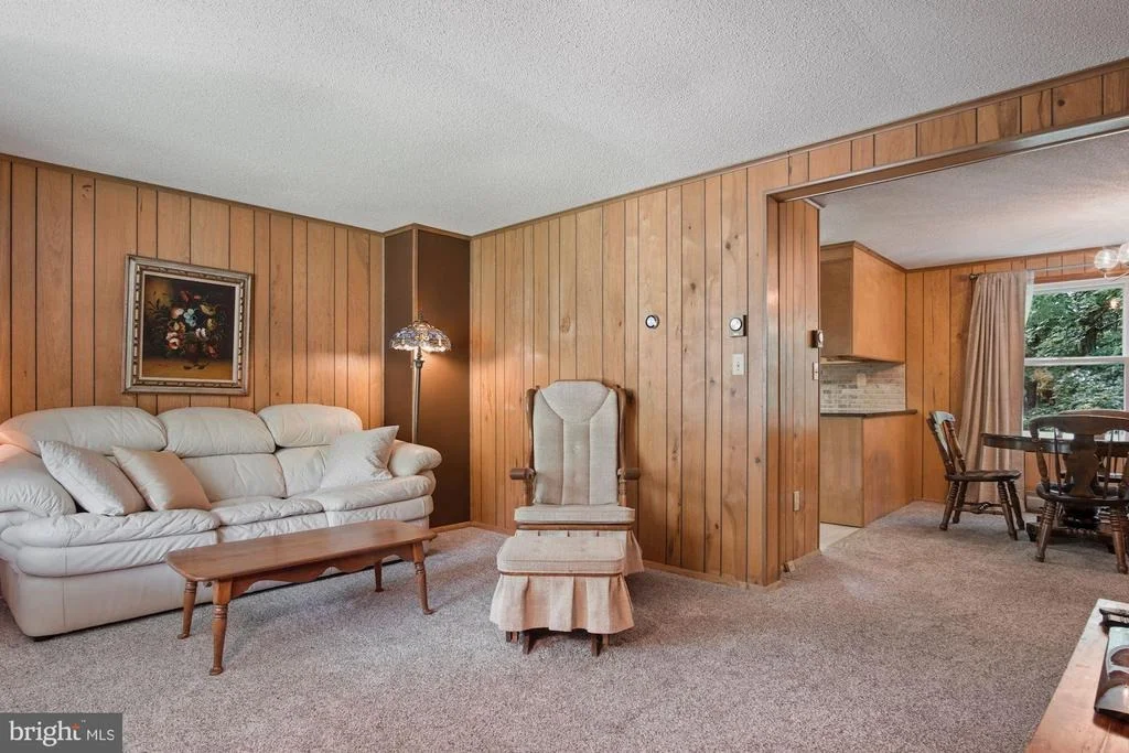 Photo of 1437 HARDING LANE