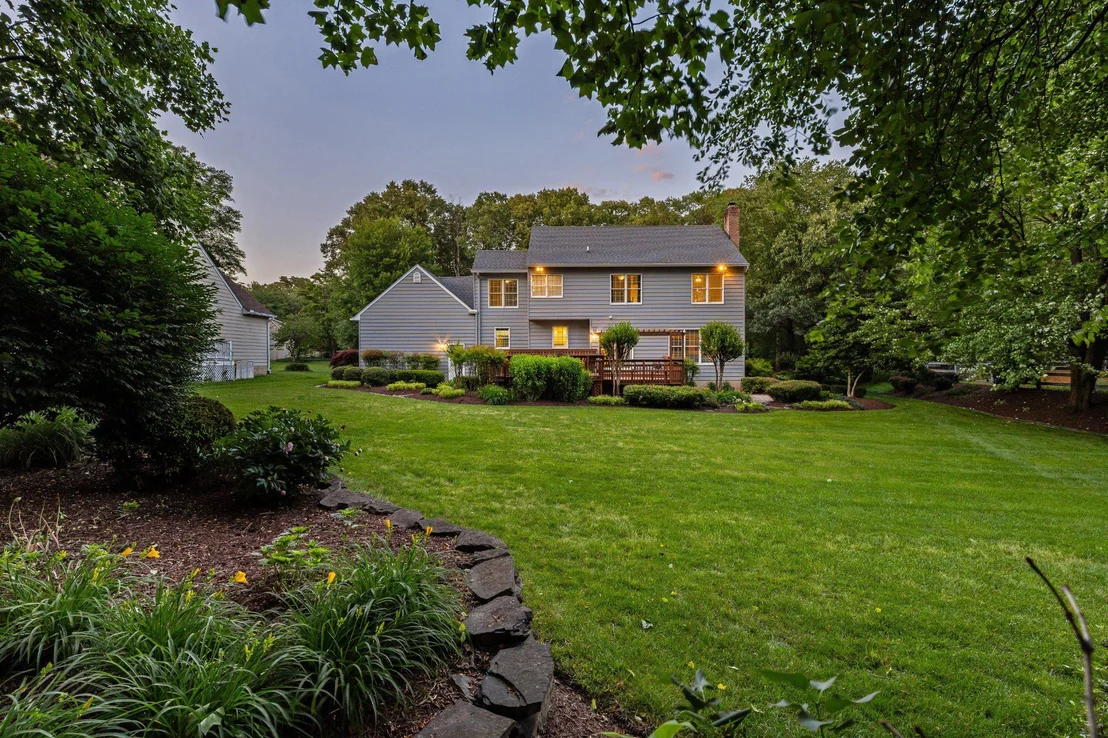 Photo of 71 SIMMONS LANE