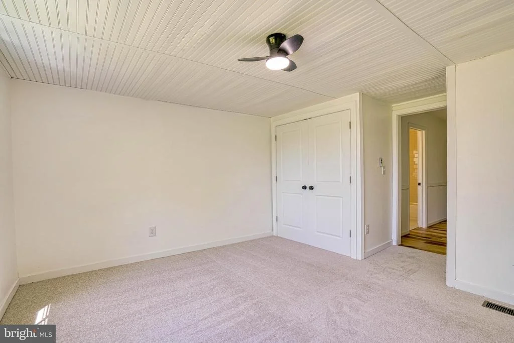 Photo of 10 BAY VIEW AVENUE