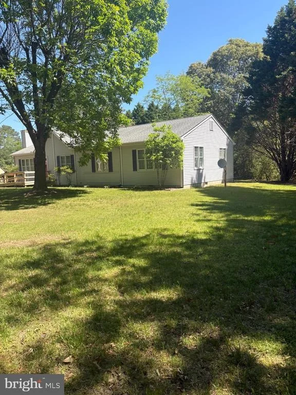 Photo of 207 THRASHER WAY
