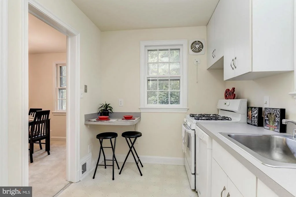 Photo of 9313 WALDEN ROAD