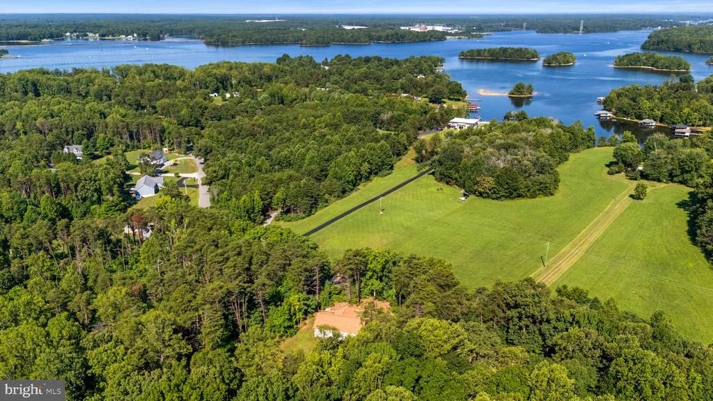 Photo of 3731 BREAKNOCK ROAD
