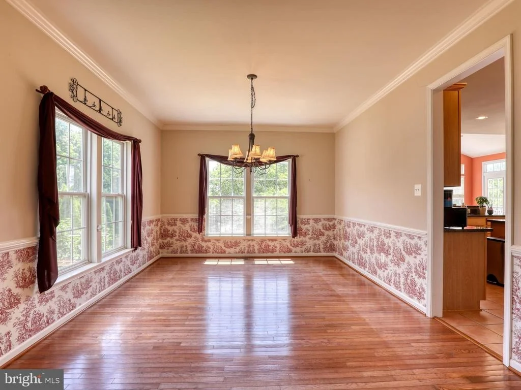 Photo of 11121 SUFFOLK DRIVE