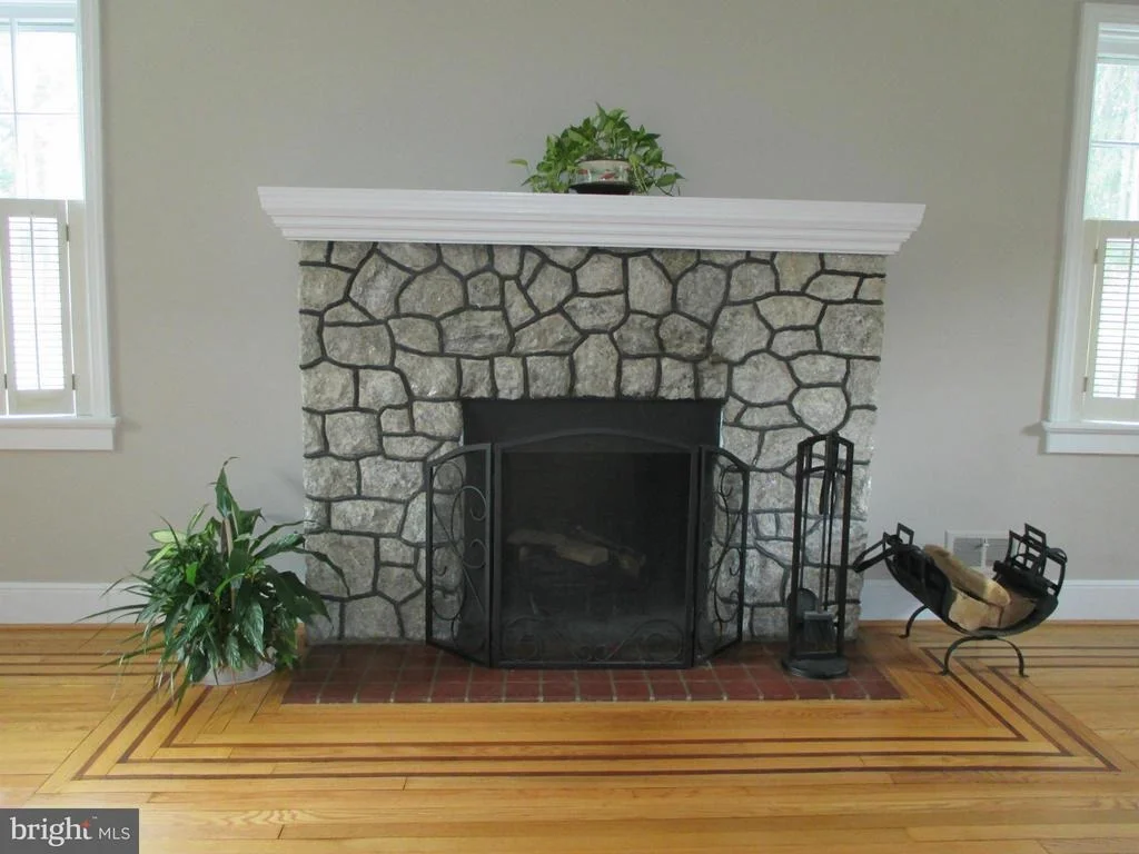 Photo of 424 CARROLL PARKWAY