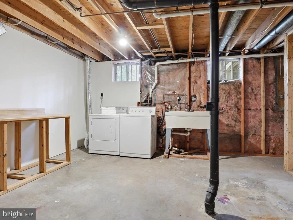 Photo of 8061 ATHENA STREET
