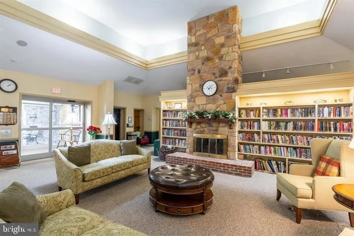 Photo of 5661 CRABAPPLE DRIVE