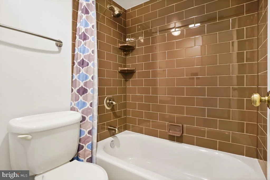Photo of Unit 1503 at 5902 MOUNT EAGLE DRIVE