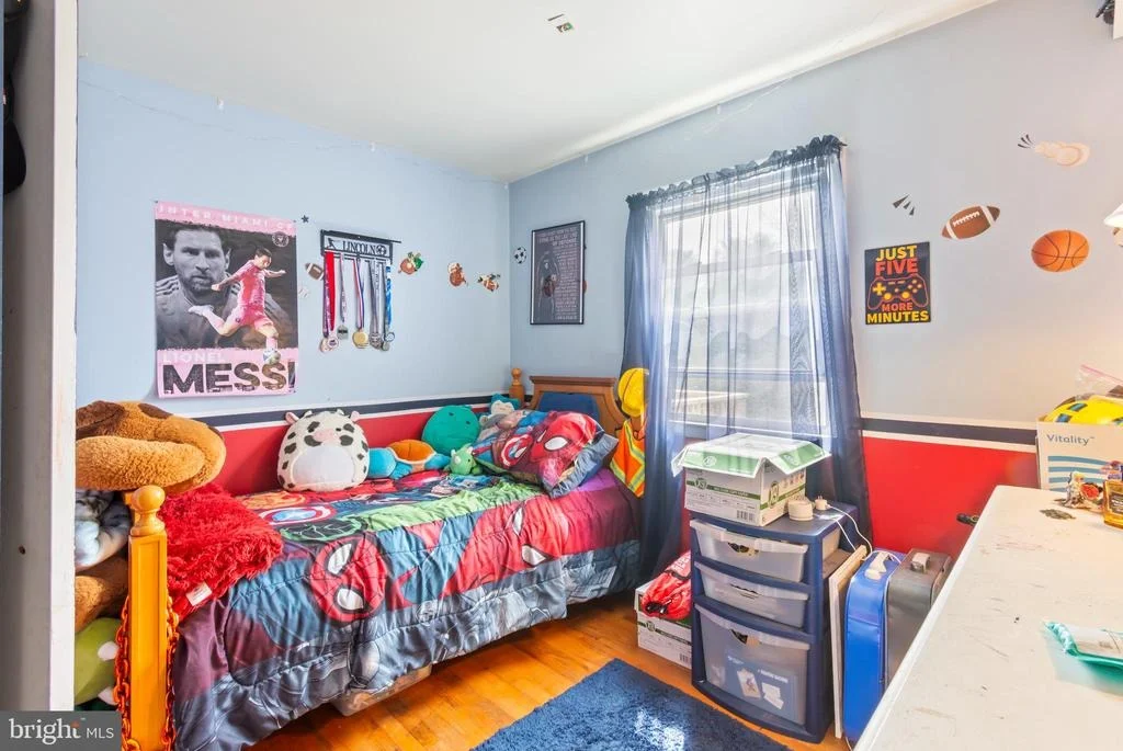 Photo of 3000 BREEZEWOOD LANE