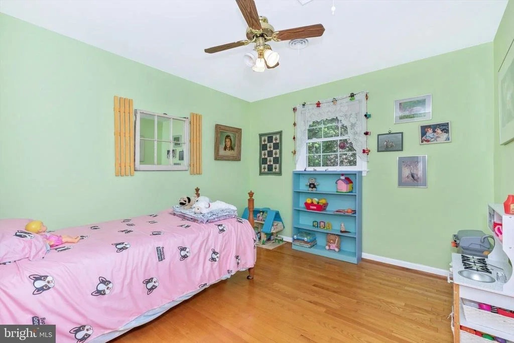 Photo of 28313 HONEYSUCKLE DRIVE