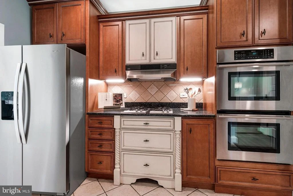Photo of 4701 RIVER ROAD