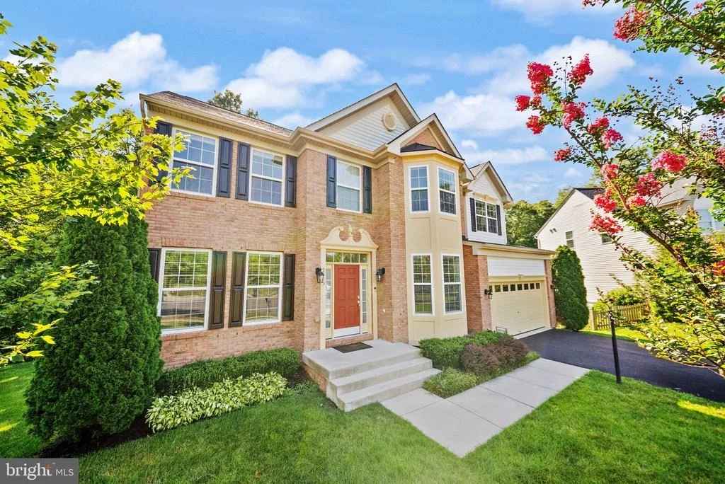 Photo of 9405 LOMAX FOREST DRIVE